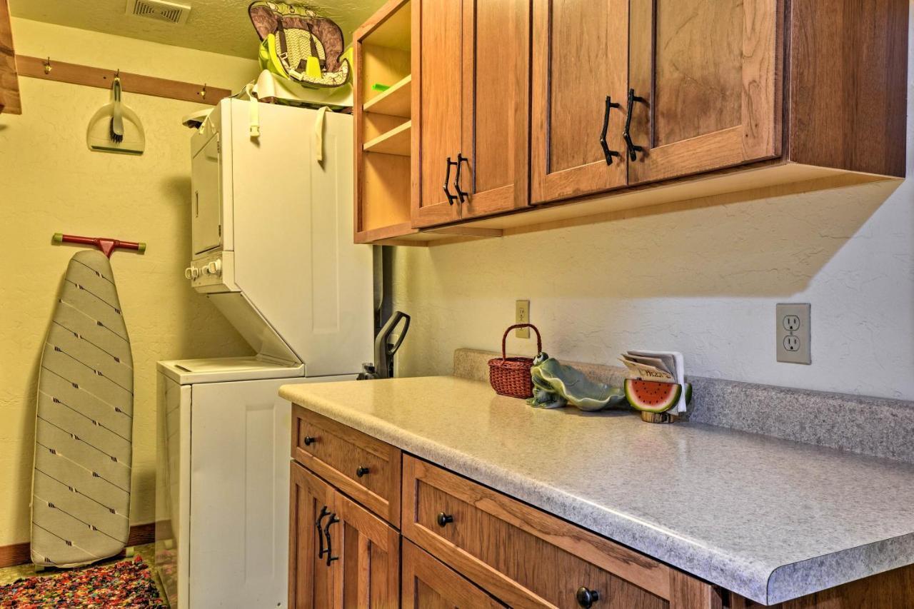 Gold Beach Apartment With Activities - 2 Mi To Ocean Bagian luar foto